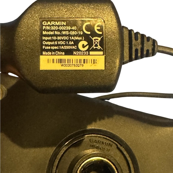 Garlic Nuvi 145-01515-10 GPS Navigation Bundle 5” Screen - Picture 5 of 5